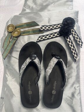 Lindsay Phillips Black Textured  Switch Flip Flops With Interchangeable Flops